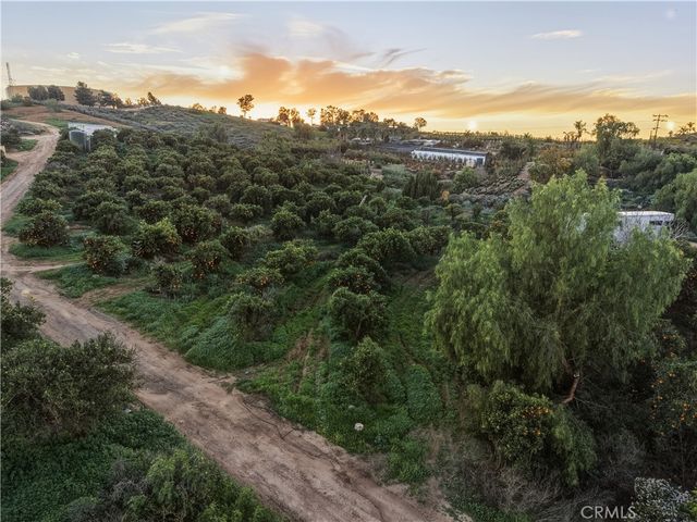 17575 Wicker, Riverside, CA 92504