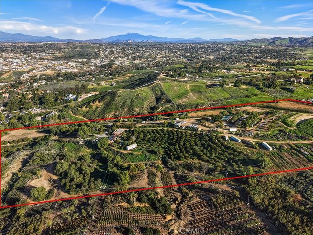 17575 Wicker, Riverside, CA 92504