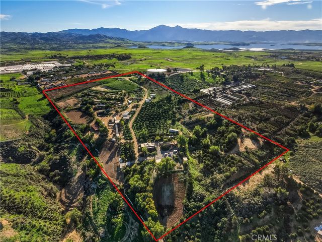 17575 Wicker, Riverside, CA 92504