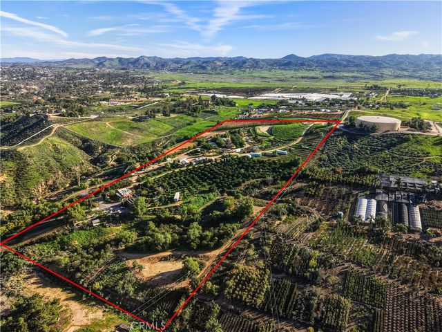 17575 Wicker, Riverside, CA 92504