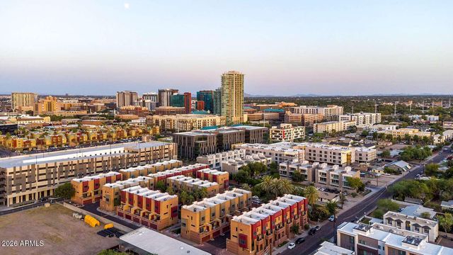 509 W 2ND Street, Tempe, AZ 85281