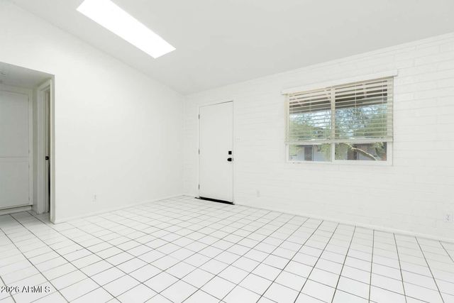 509 W 2ND Street, Tempe, AZ 85281
