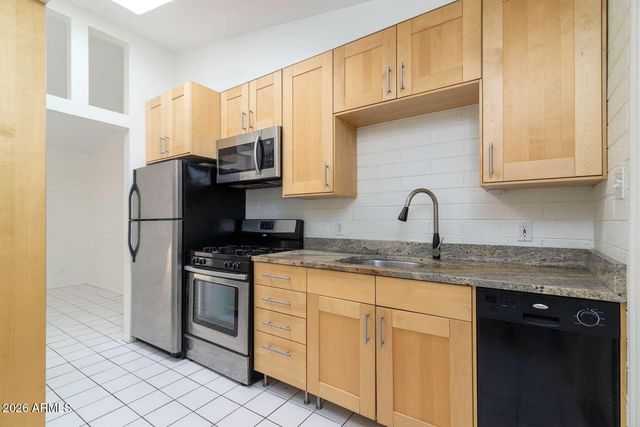 509 W 2ND Street, Tempe, AZ 85281