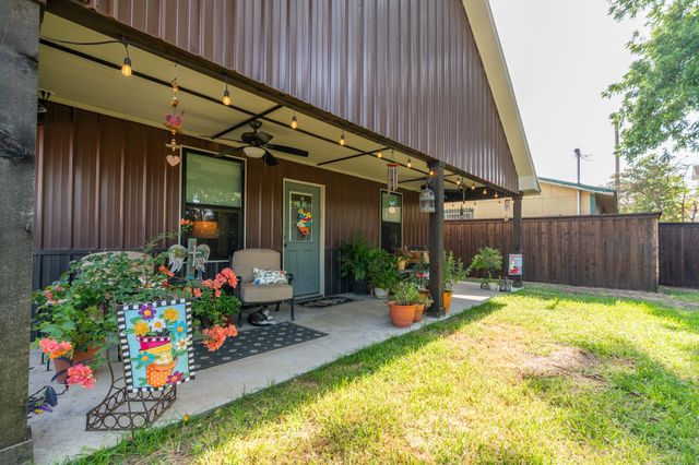 116. E Gould St Street, Hillsboro, TX 76645