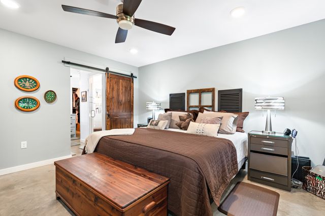 116. E Gould St Street, Hillsboro, TX 76645