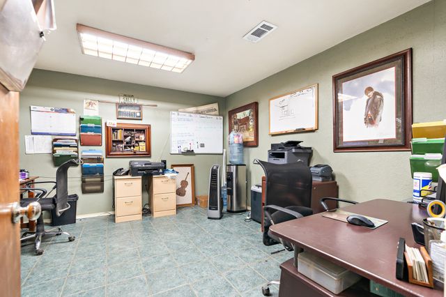 116. E Gould St Street, Hillsboro, TX 76645