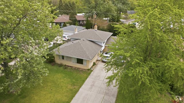 12519 S Menard Avenue, Palos Heights, IL 60463