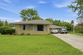 12519 S Menard Avenue, Palos Heights, IL 60463