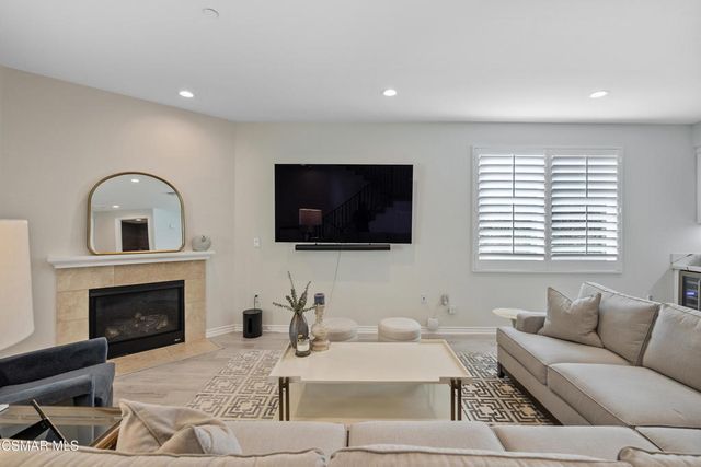 349 Newbury Vista Lane, Newbury Park, CA 91320