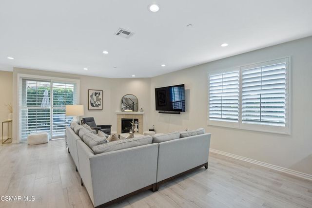 349 Newbury Vista Lane, Newbury Park, CA 91320