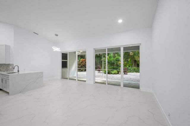 4521 CARLTON GOLF Drive, Lake Worth, FL 33449