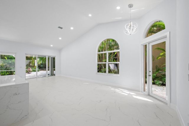 4521 CARLTON GOLF Drive, Lake Worth, FL 33449