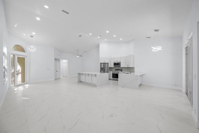 4521 CARLTON GOLF Drive, Lake Worth, FL 33449