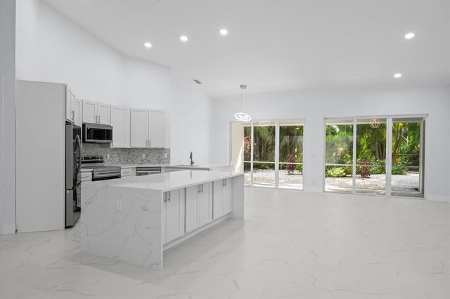 4521 CARLTON GOLF Drive, Lake Worth, FL 33449