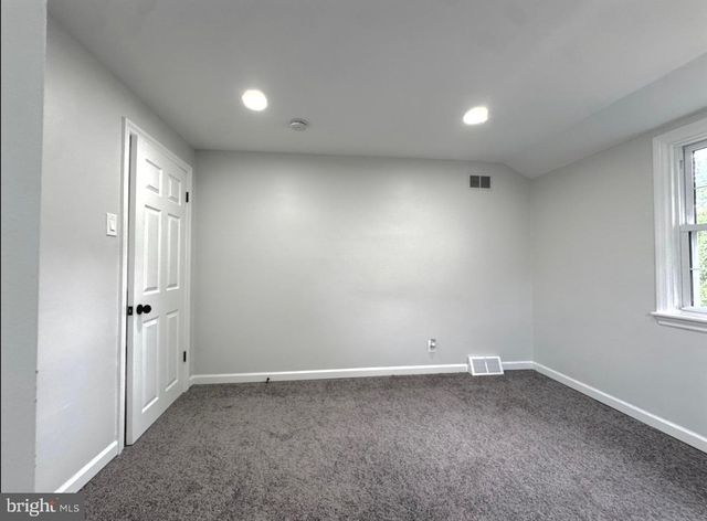 131 ATLAS DR, New Castle, DE 19720