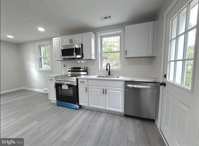 131 ATLAS DR, New Castle, DE 19720