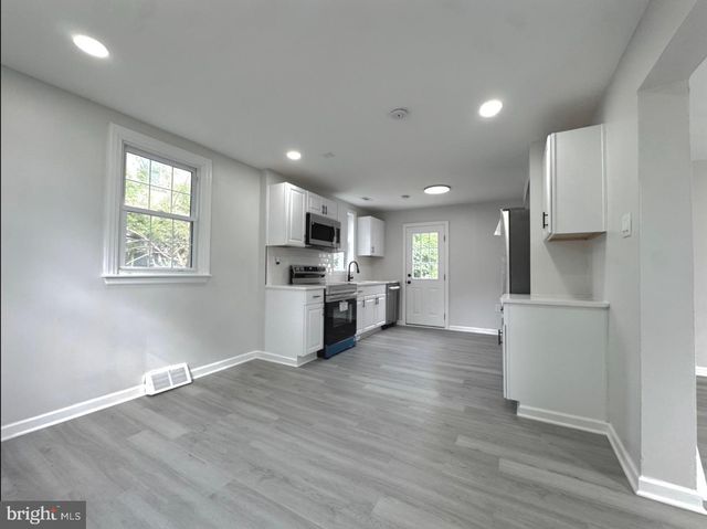 131 ATLAS DR, New Castle, DE 19720