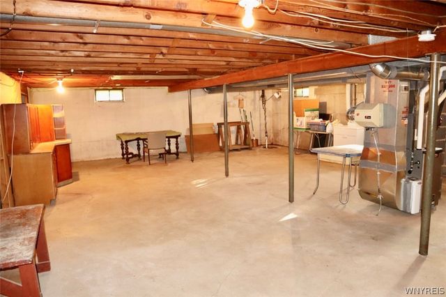 120 Shawnee Place, West Seneca, NY 14224