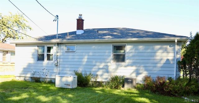 120 Shawnee Place, West Seneca, NY 14224