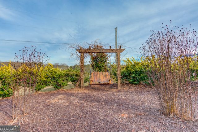3273 Bailey Road, Mulberry, GA 30019