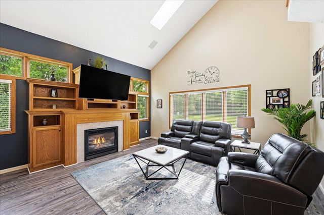 13930 201st Avenue NW, Elk River, MN 55330