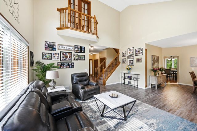 13930 201st Avenue NW, Elk River, MN 55330