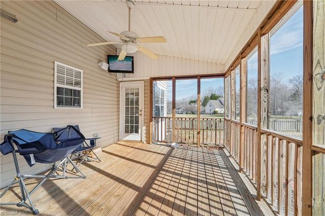 7003 Pearson Run Court, Summerfield, NC 27358