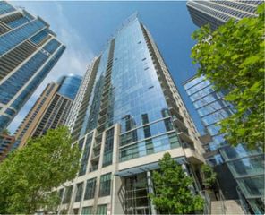 201 N Westshore Drive 2604, Chicago, IL 60601