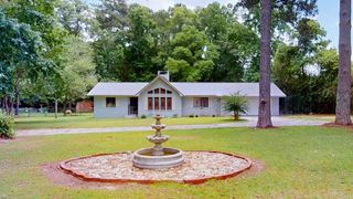 391 Hatton Rd, Dothan, AL 36301