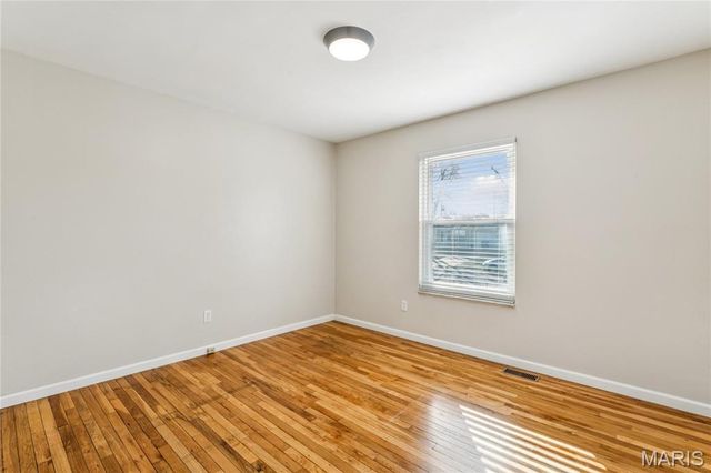 435 Lemondale Lane, Florissant, MO 63031