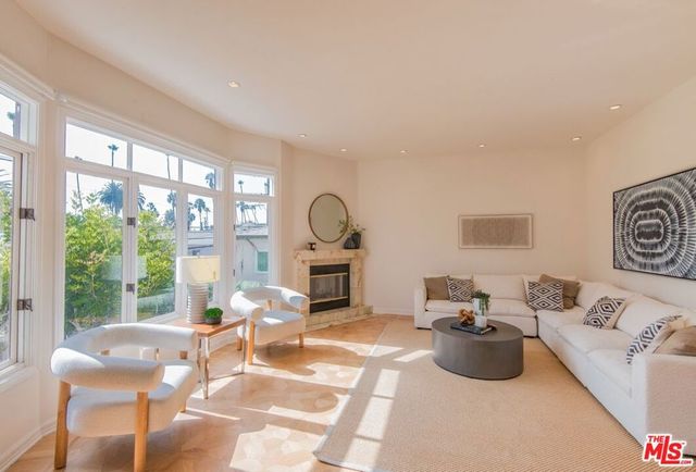 1044 5th Street 202, Santa Monica, CA 90403