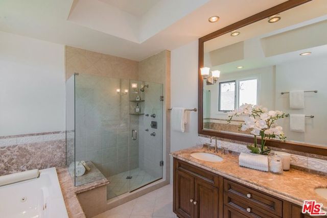 1044 5th Street 202, Santa Monica, CA 90403