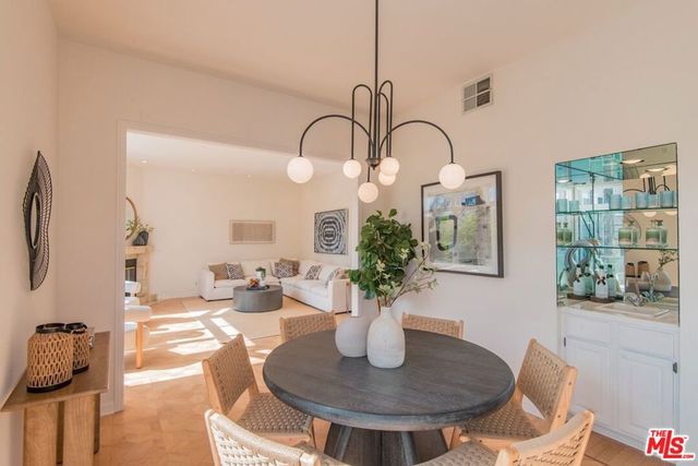 1044 5th Street 202, Santa Monica, CA 90403