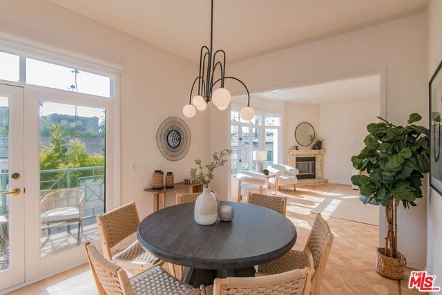 1044 5th Street 202, Santa Monica, CA 90403