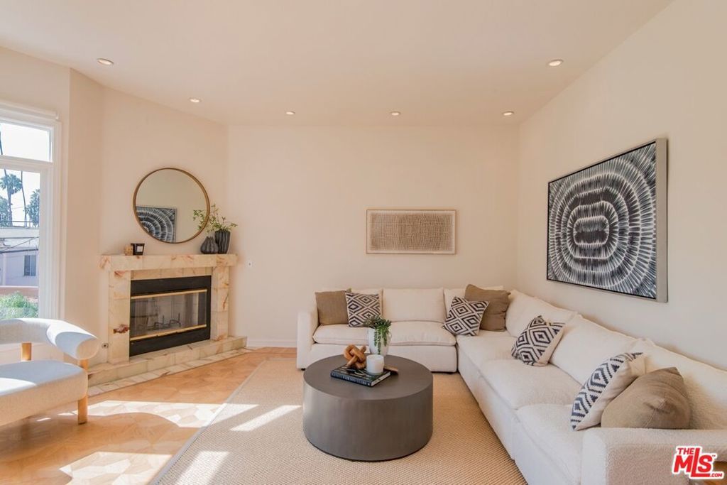 1044 5th Street 202, Santa Monica, CA 90403 — photo 3