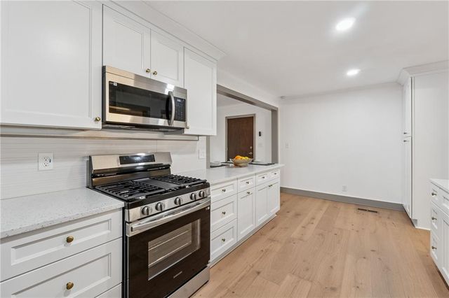 2010 Glenroy SE Drive, Smyrna, GA 30080