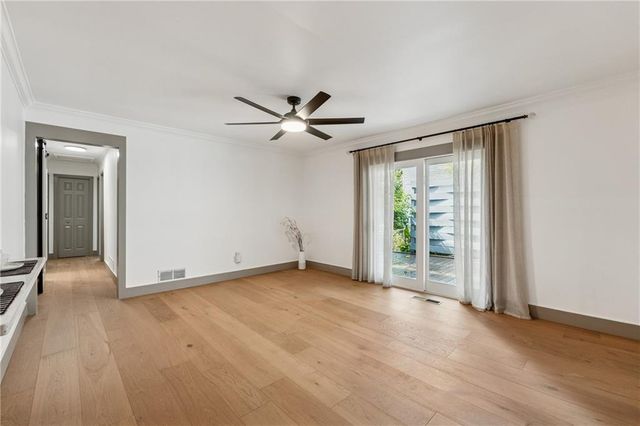 2010 Glenroy SE Drive, Smyrna, GA 30080