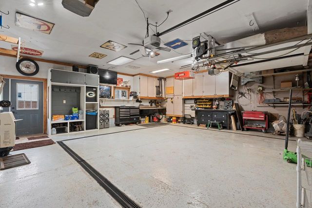 424 WASHINGTON STREET, Oconto, WI 54153