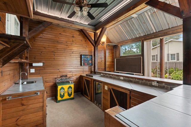 424 WASHINGTON STREET, Oconto, WI 54153