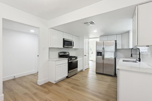 12127 Cabana LN, Austin, TX 78727