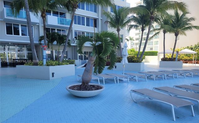 1200 W Ave 720 720, Miami Beach, FL 33139