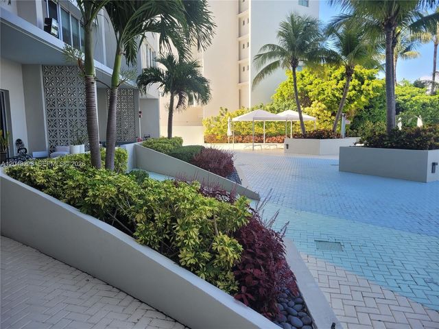 1200 W Ave 720 720, Miami Beach, FL 33139