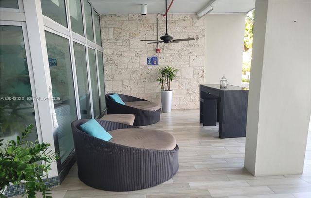 1200 W Ave 720 720, Miami Beach, FL 33139
