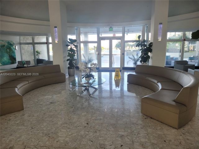 1200 W Ave 720 720, Miami Beach, FL 33139