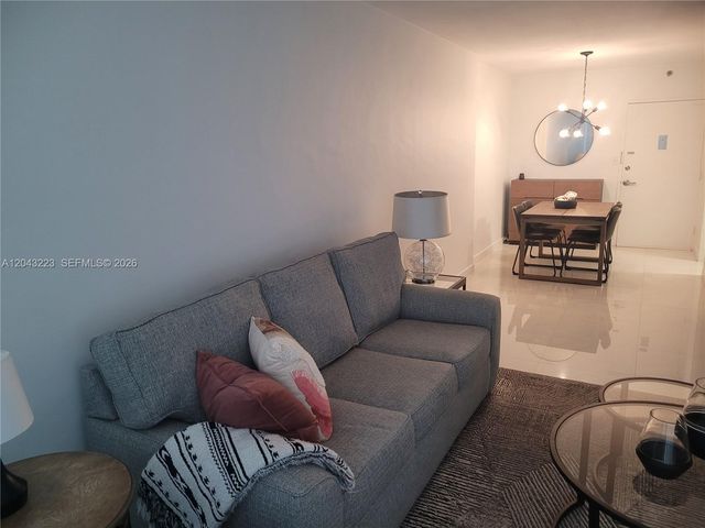 1200 W Ave 720 720, Miami Beach, FL 33139