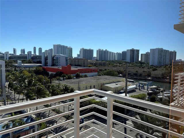 18800 NE 29 Ave 807, Aventura, FL 33180