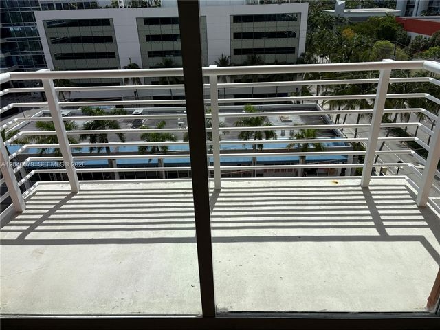 18800 NE 29 Ave 807, Aventura, FL 33180