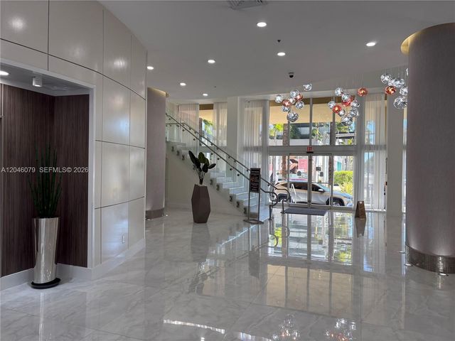 18800 NE 29 Ave 807, Aventura, FL 33180