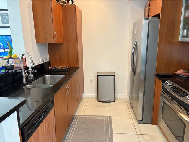 18800 NE 29 Ave 807, Aventura, FL 33180