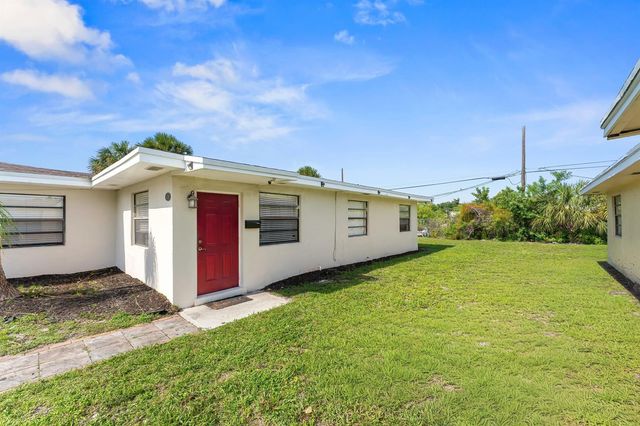 1717 NE 3rd Avenue, Delray Beach, FL 33444